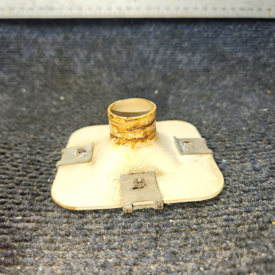 Used aircraft parts for sale, 0700327-1 Cessna 172F Cessna Vent Adapter (Adapter Only)