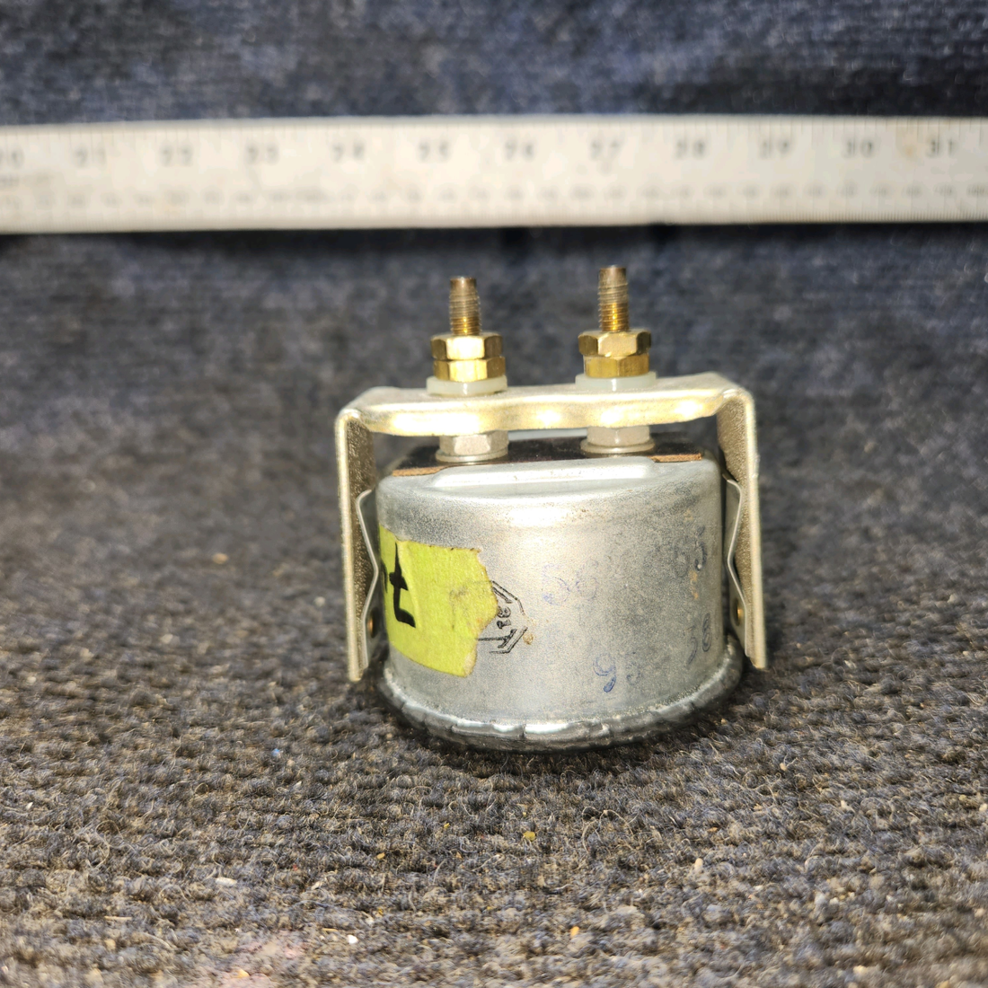 Used aircraft parts for sale, 95-380018 Beechcraft Beechcraft 95-B55 Fuel Quantity Indicator