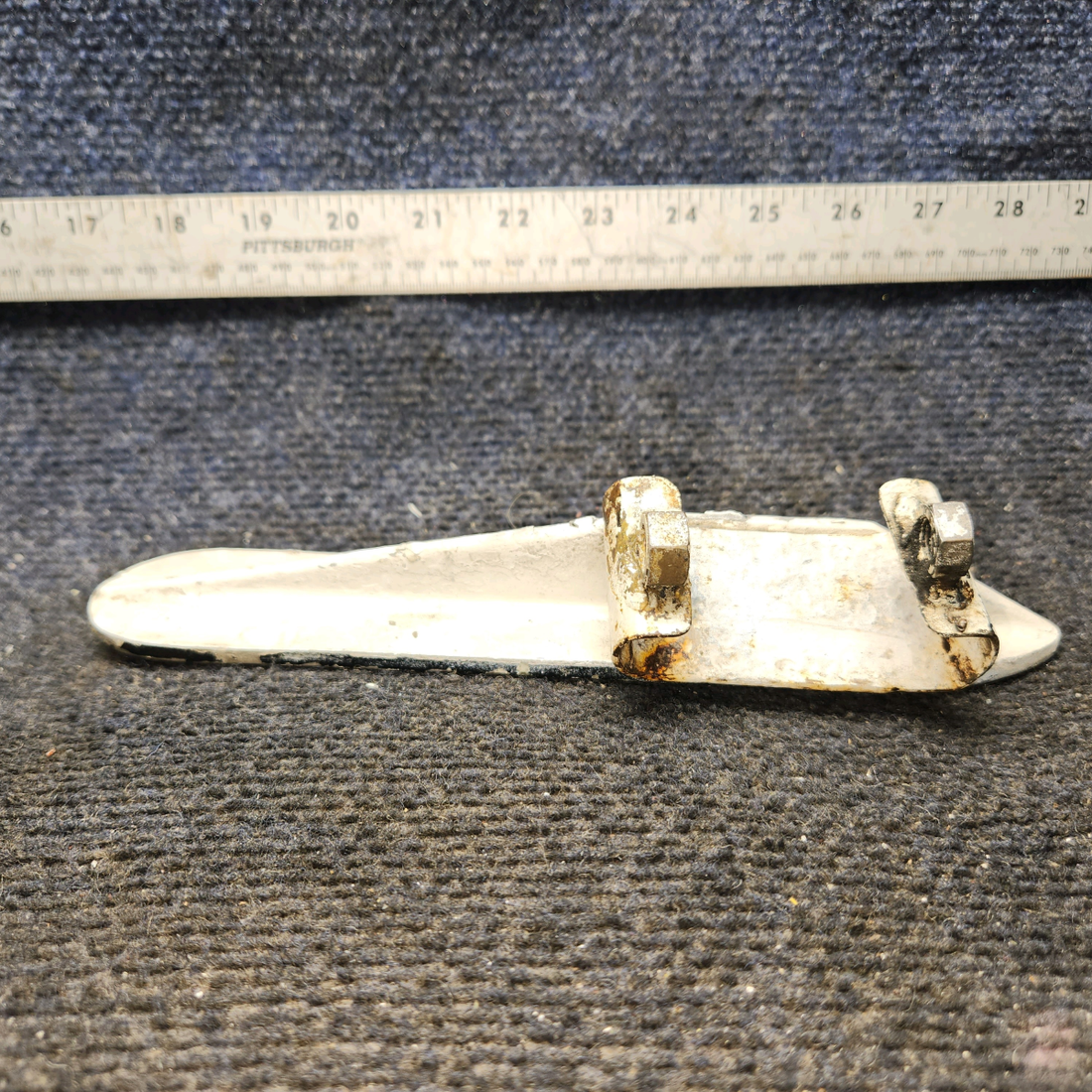Used aircraft parts for sale, 0541155-1, 0541154-1 Cessna 172 L/H Main Gear Entrance Bracket w Step