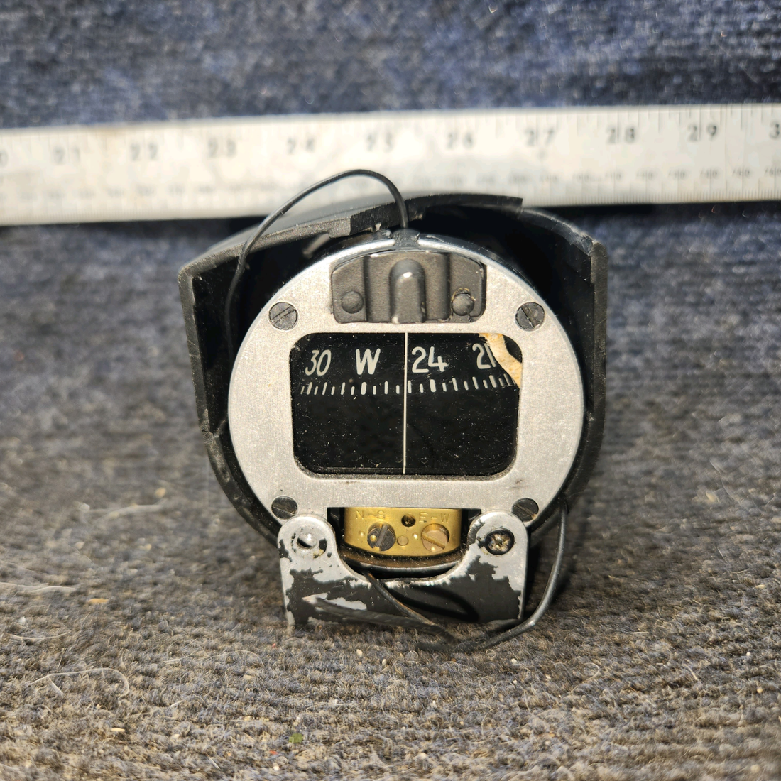 Used aircraft parts for sale, C2200-L4-B Airpath cessna 172N Magnetic Lighted Compass