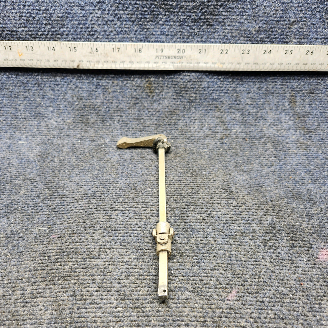 Used aircraft parts for sale, 0511157-14 , 0511157-19 Cessna FUEL SELECTOR SHAFT & HANDLE ASSEMBLY.