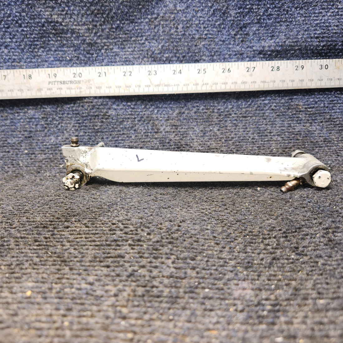 Used aircraft parts for sale, 35-815129 Beechcraft 35-33 Main Gear Retract Leg Assy - LH