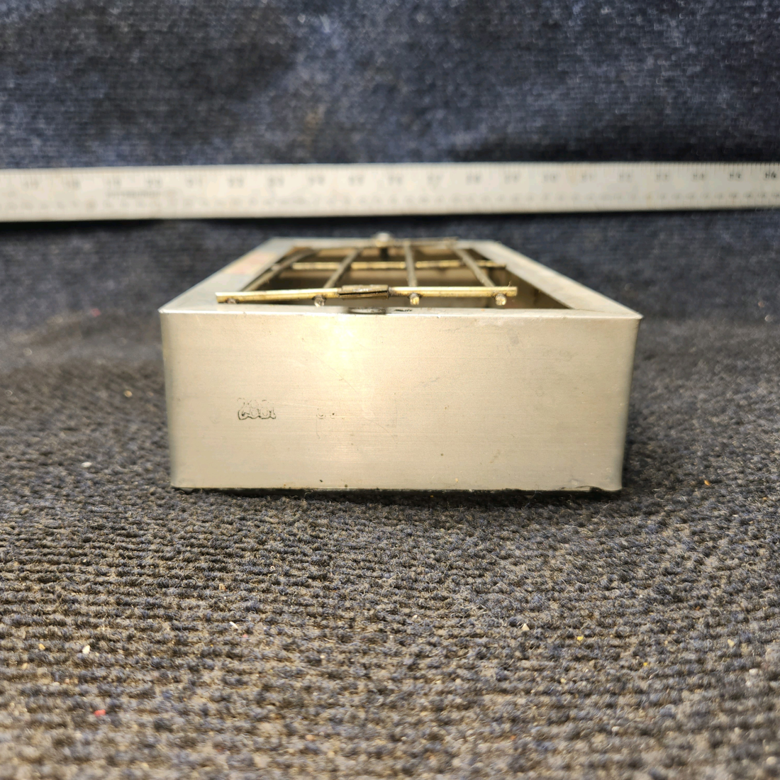 Used aircraft parts for sale, BA7110 BEECHCRAFT F35 Brackett Air Filter Assembly