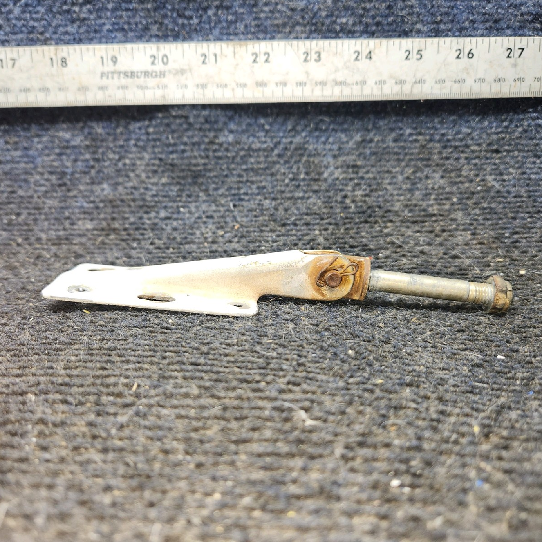 Used aircraft parts for sale, 79475-007 piper PA-28-181 Upper Cabin Door Hinge Assembly