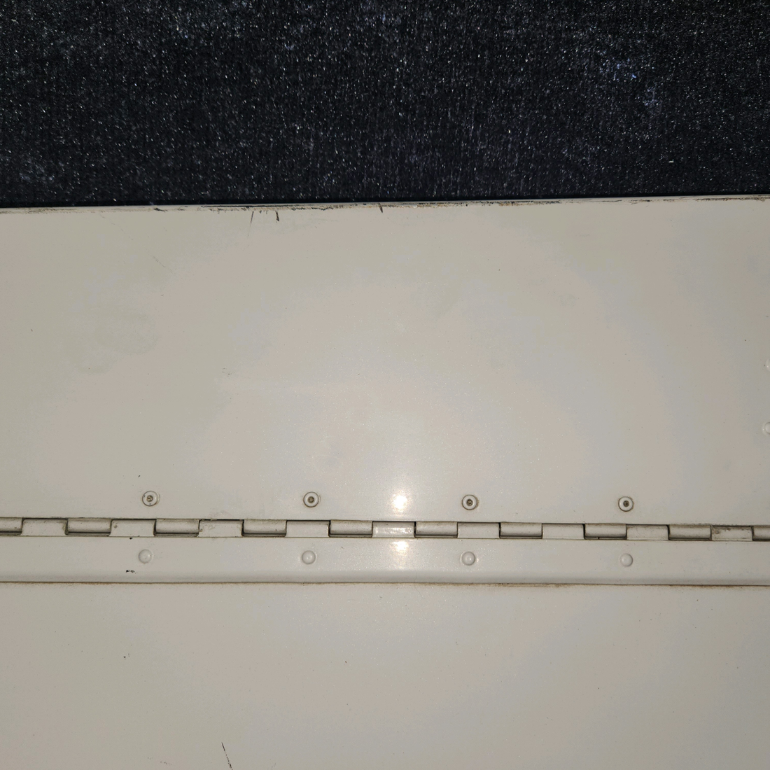 Used aircraft parts for sale, 0432001-52 cessna 150G Elevator Assembly with Tab – RH