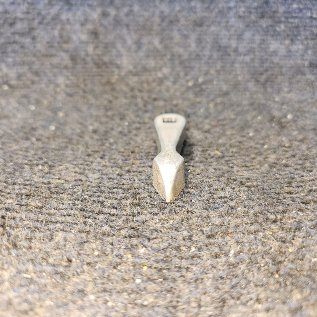 Used aircraft parts for sale, 0716612-202 Cessna 172 Fuel Selector Handle