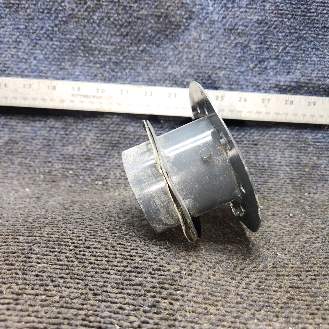 Used aircraft parts for sale, 68671-000 piper PA-28-181 Air Vent Valve Assembly
