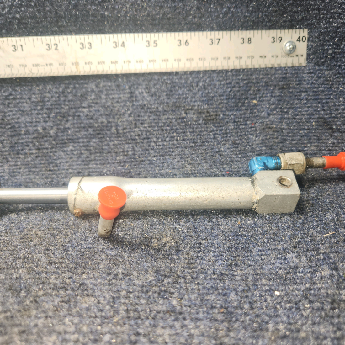 Used aircraft parts for sale, 63353-000 PIPER PA28-140 Actuator Assy Brake Cylinder/ Handele