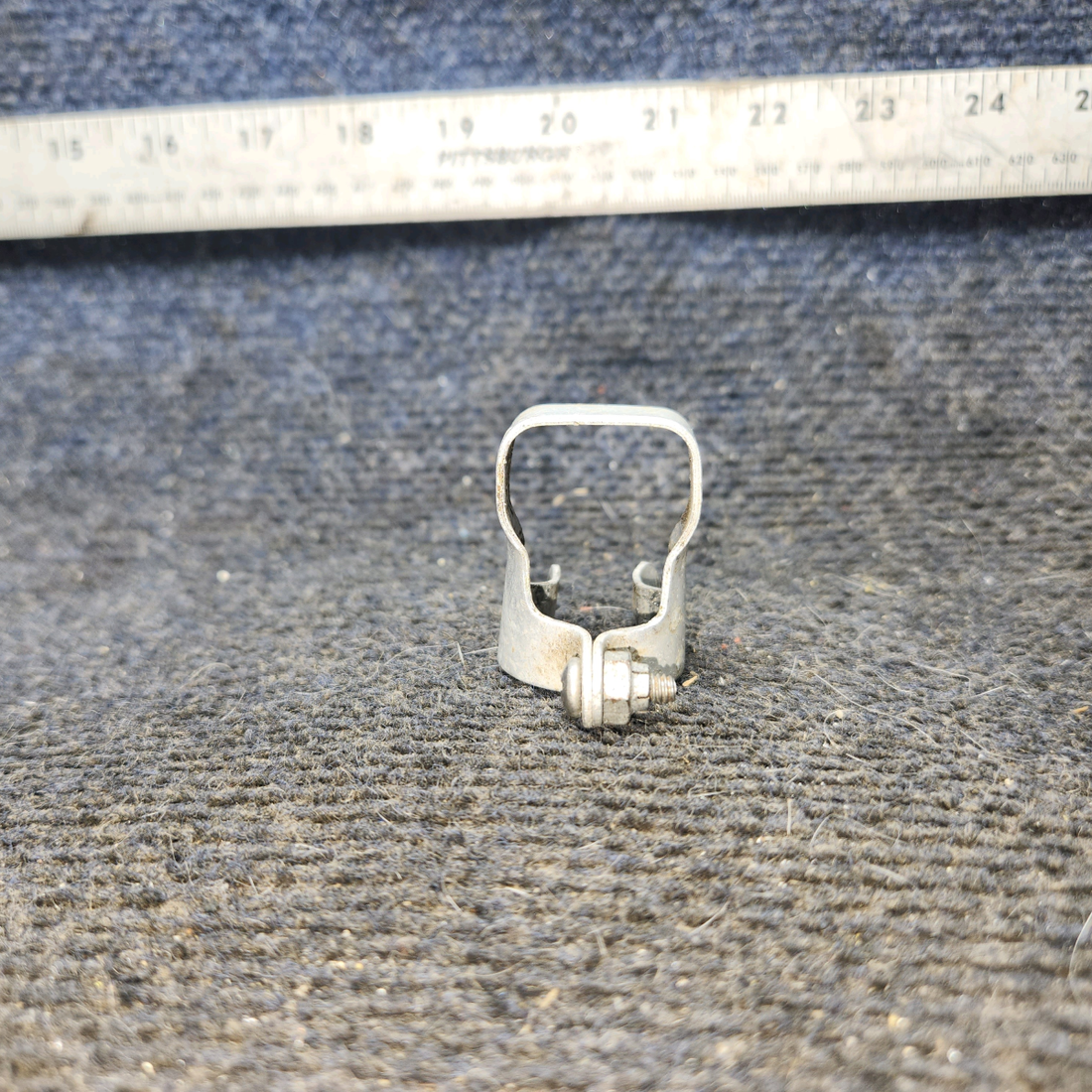 Used aircraft parts for sale, 0310422-1 cessna 172N Trim Chain Guard