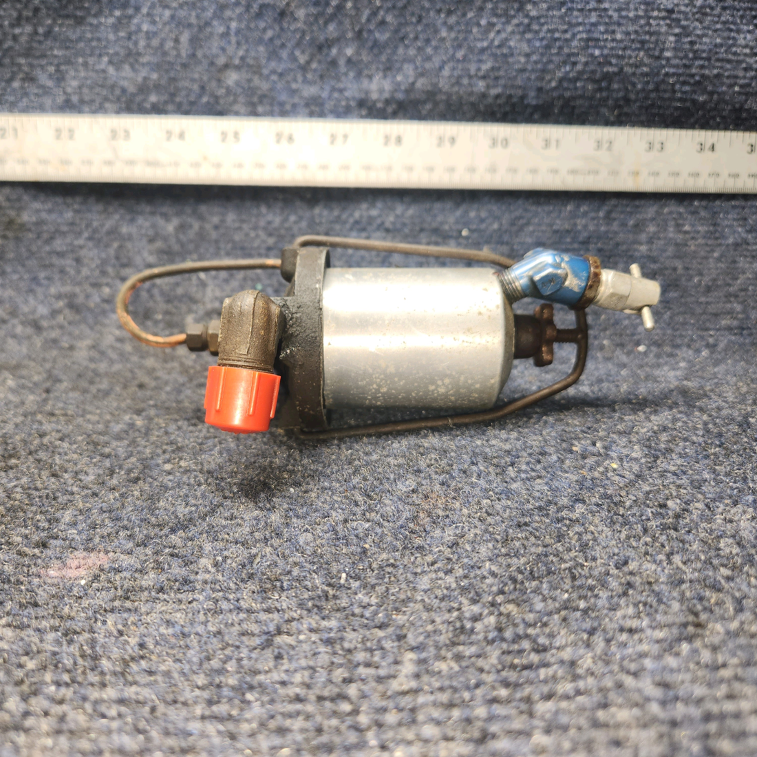Used aircraft parts for sale, 63839-003 Piper PA28-140 Fuel Gascolator Assy. / Strainer