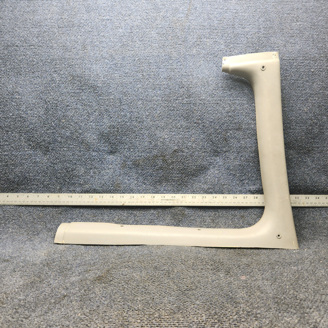 Used aircraft parts for sale, 79171-008 Piper PA28RT-201 Window Frame Center Right