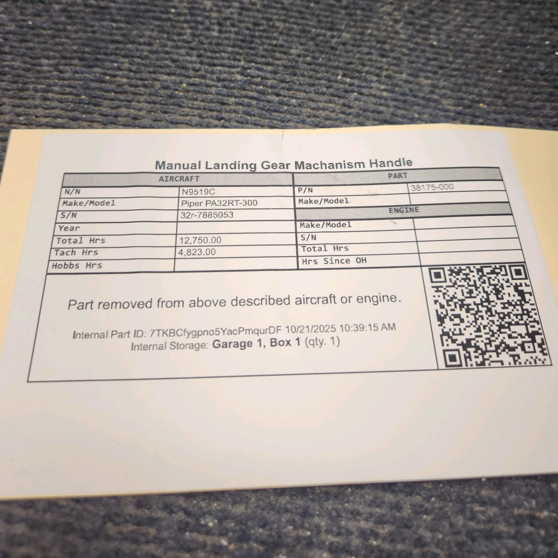 Used aircraft parts for sale, 38175-000 Piper PA32RT-300 Landing Gear Handle Assy