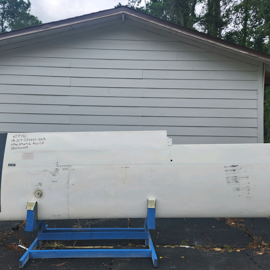 Used aircraft parts for sale, 169-110000-663 Beechcraft C23 SUNDOWNER WING STRUCTURE ASSY LH "SEE PHOTOS FOR DETAILS"