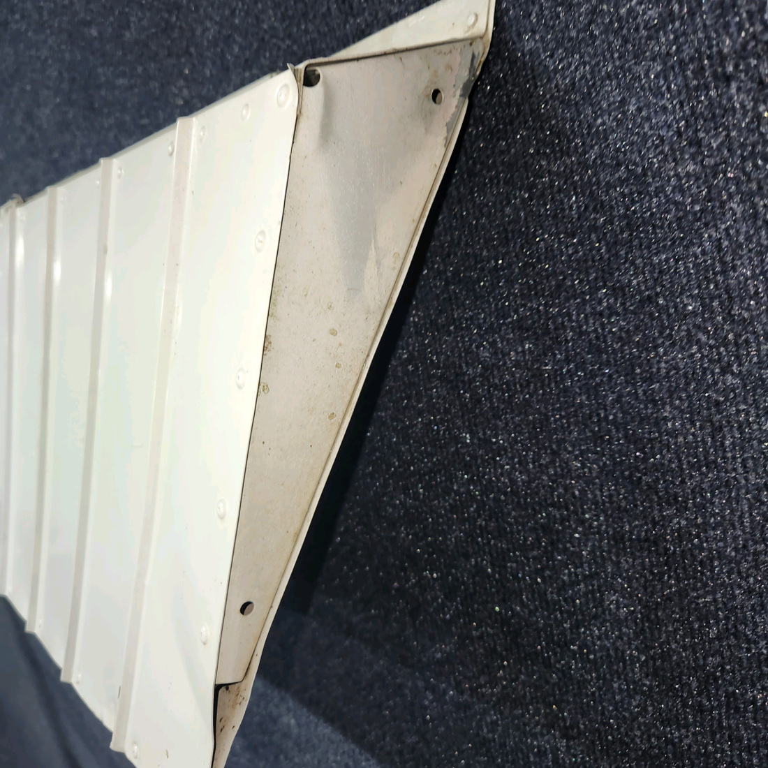 Used aircraft parts for sale, 0523800-1 cessna 150G Aileron Assembly – RH