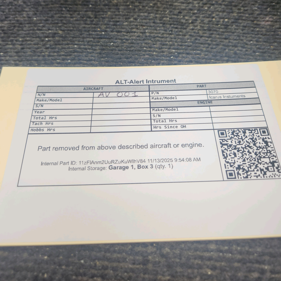 Used aircraft parts for sale, 3070 Icarus Instuments Cessna 172RG ALT-Alert Intrument