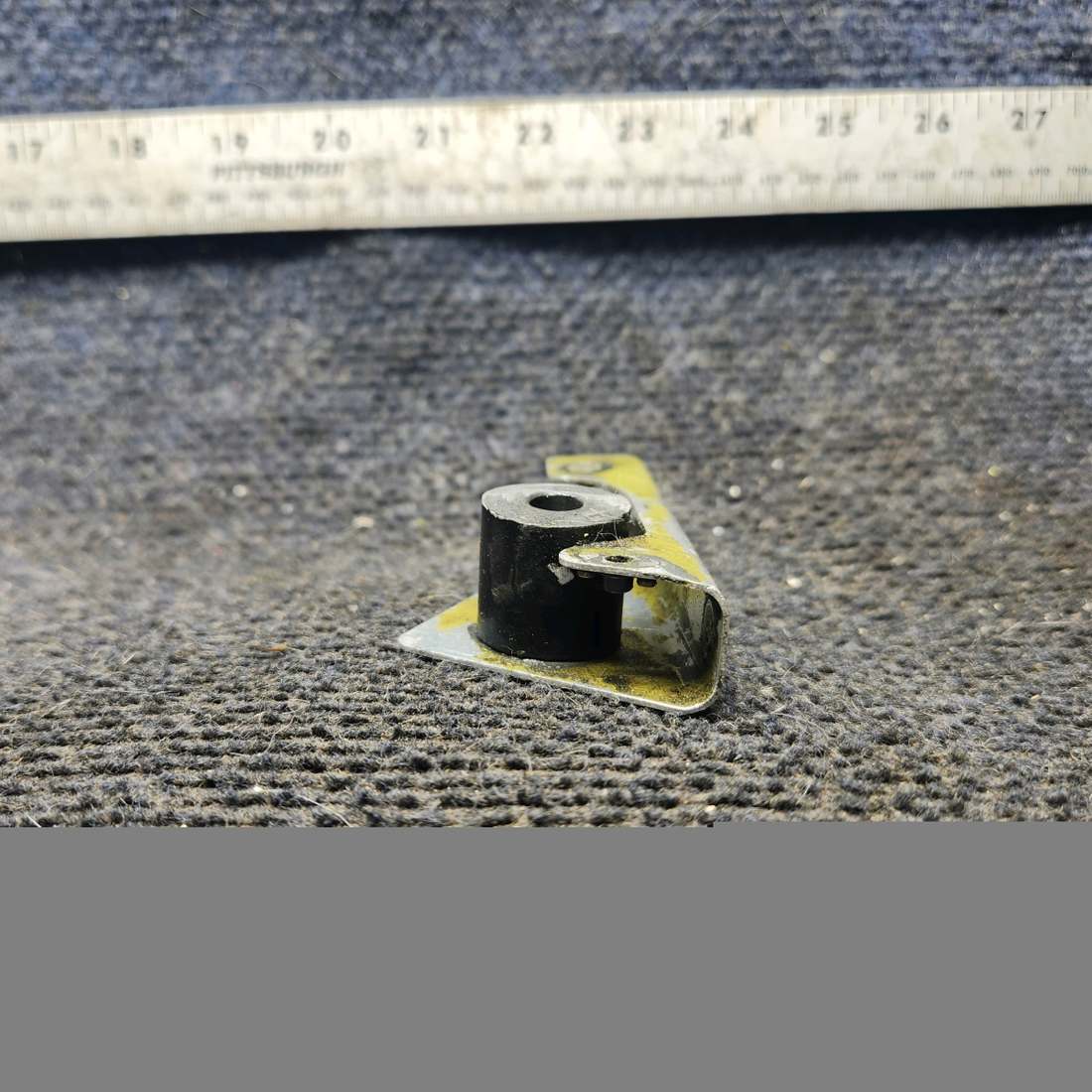 Used aircraft parts for sale, 67216-000 piper PA-28-181 Quadrant Bracket Assembly - RH