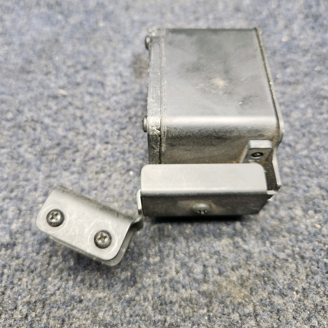 Used aircraft parts for sale, PAI-700 PIPIR PA32RT-300 PRECISION AVIATION MAGNETIC COMPASS W LIGTH 12VOLTS/PIPER MOUNT