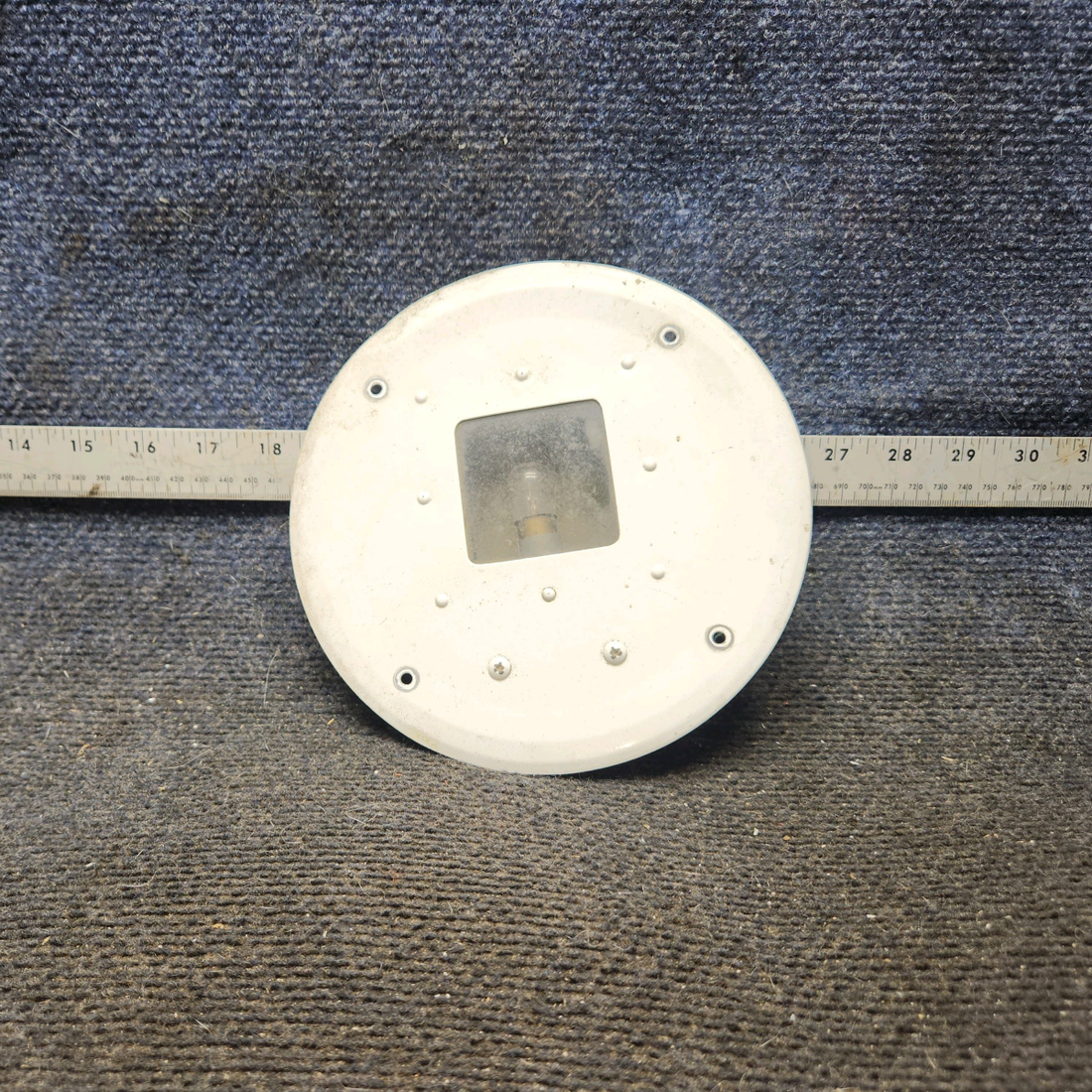 Used aircraft parts for sale, 0521101-2 cessna 172N Courtesy Light Plate Assembly