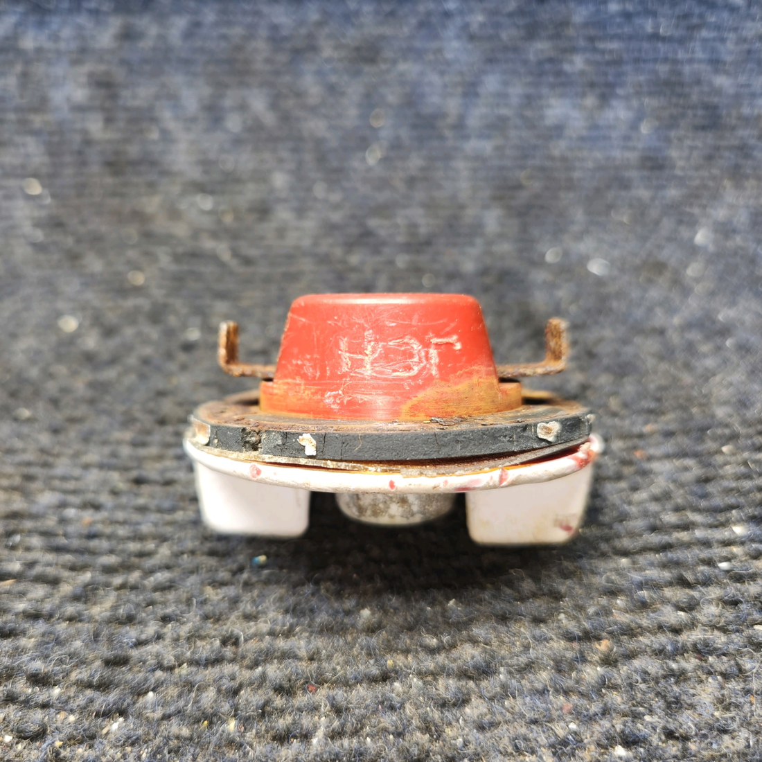 Used aircraft parts for sale, 0311360-4 Cessna 172F Fuel Cap