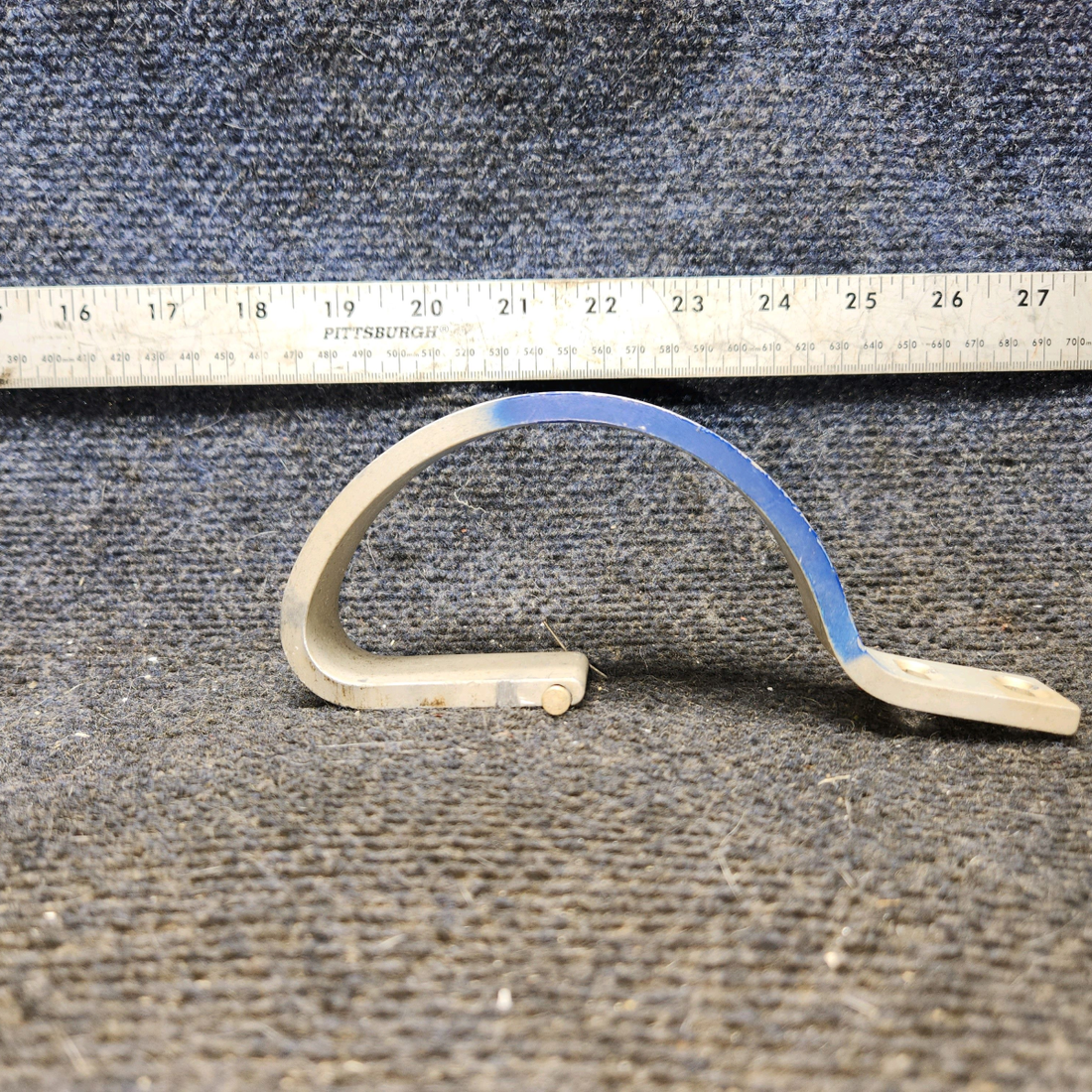 Used aircraft parts for sale, 0512200-2 cessna 172N Baggage Door Hinge Assembly