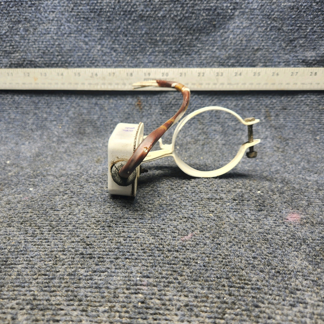 Used aircraft parts for sale, 002-361013-15 Beechcraft F33A LANDING GEAR SAFETY SWITCH LH (VOLTS: 14)