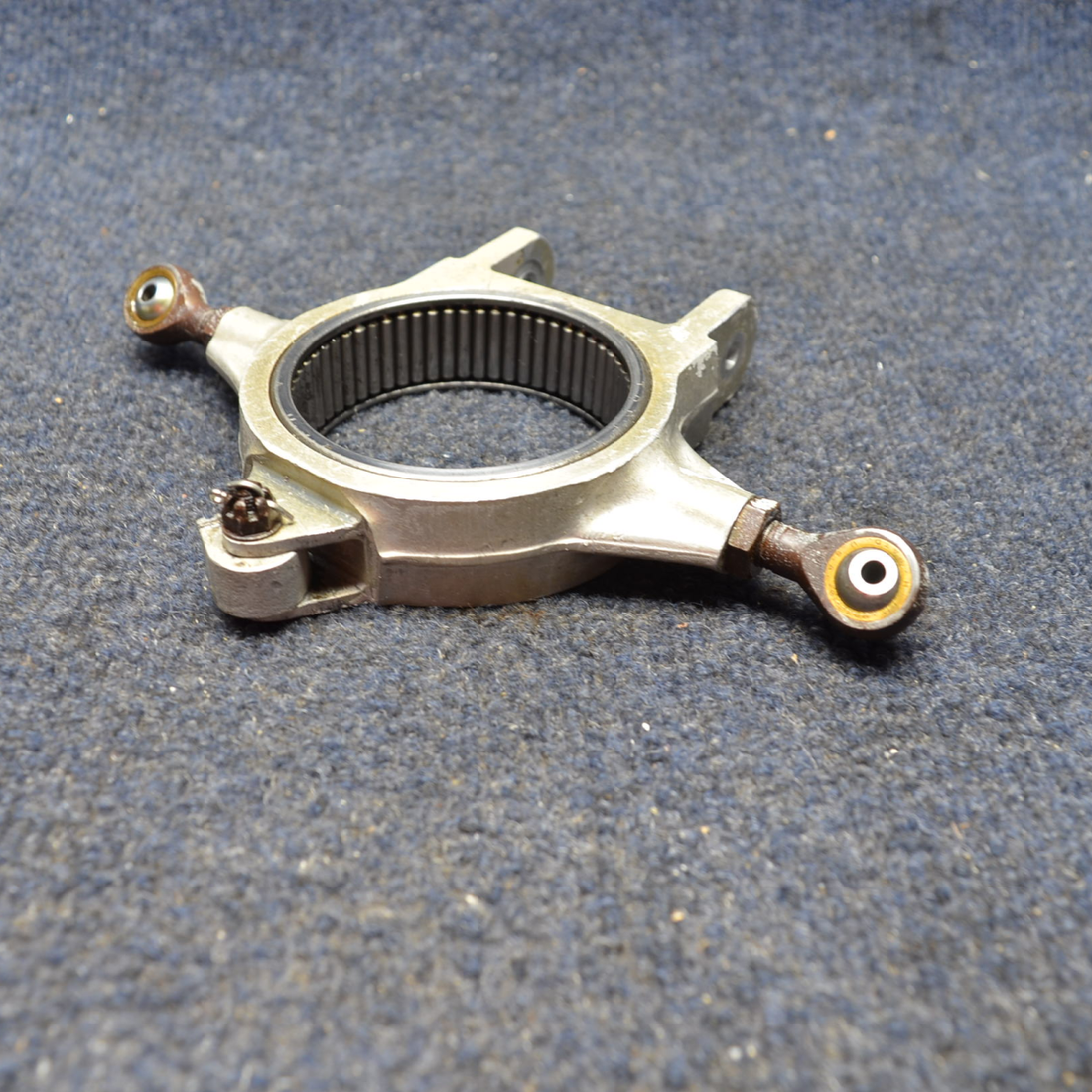 Used aircraft parts for sale, 0543011-1 Cessna C175 ARM ASSY STEERING W/BEARING AND ROD END