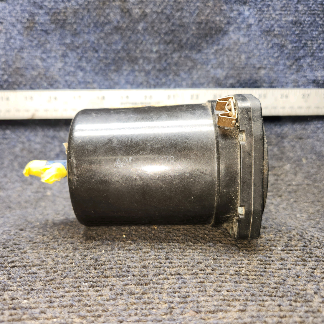 Used aircraft parts for sale, 7000 United Instruments Cessna 182 Vertical Speed