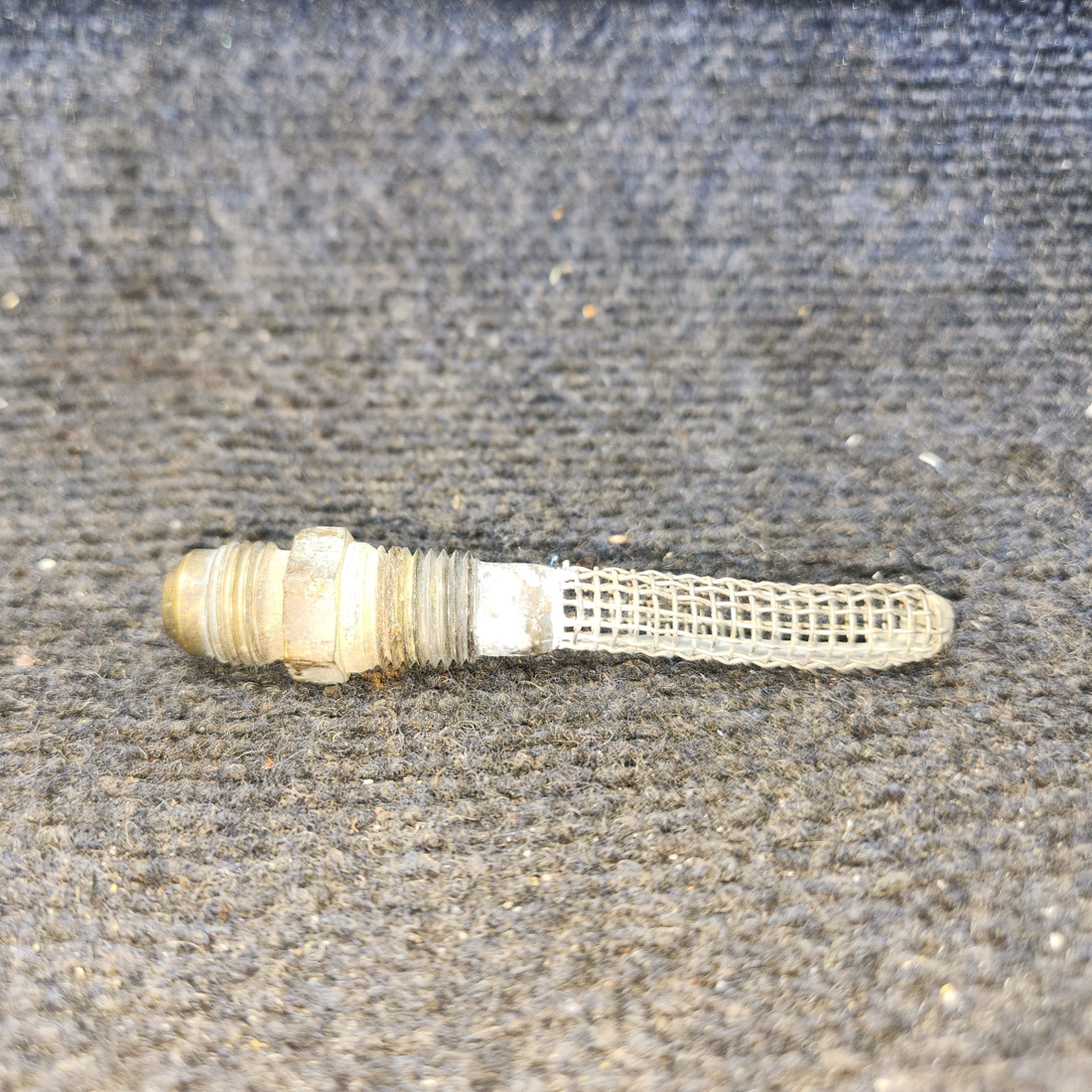 Used aircraft parts for sale, 0422130 Cessna 172F Fuel Tank Strainer (Finger Screen)