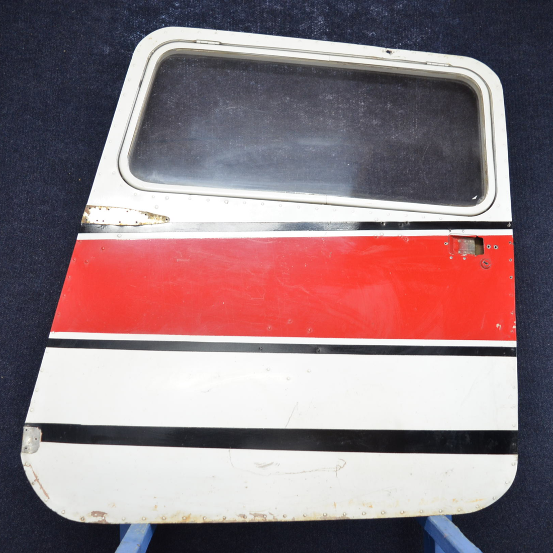 Used aircraft parts for sale, 0511460-1 Cessna C175 STRUCTURE ASSY-CABIN DOOR - LH