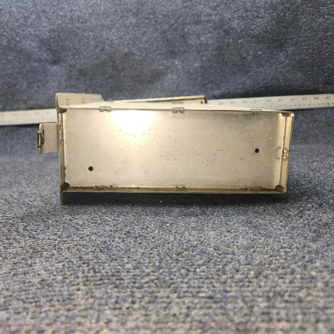 Used aircraft parts for sale, 0413481-1 Cessna C-150J Glove Box with Door and Magnet