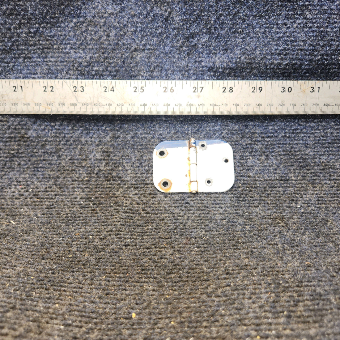 Used aircraft parts for sale, 0511280-3 Cessna 172F Cabin Door Lower Hinge Assembly - LH