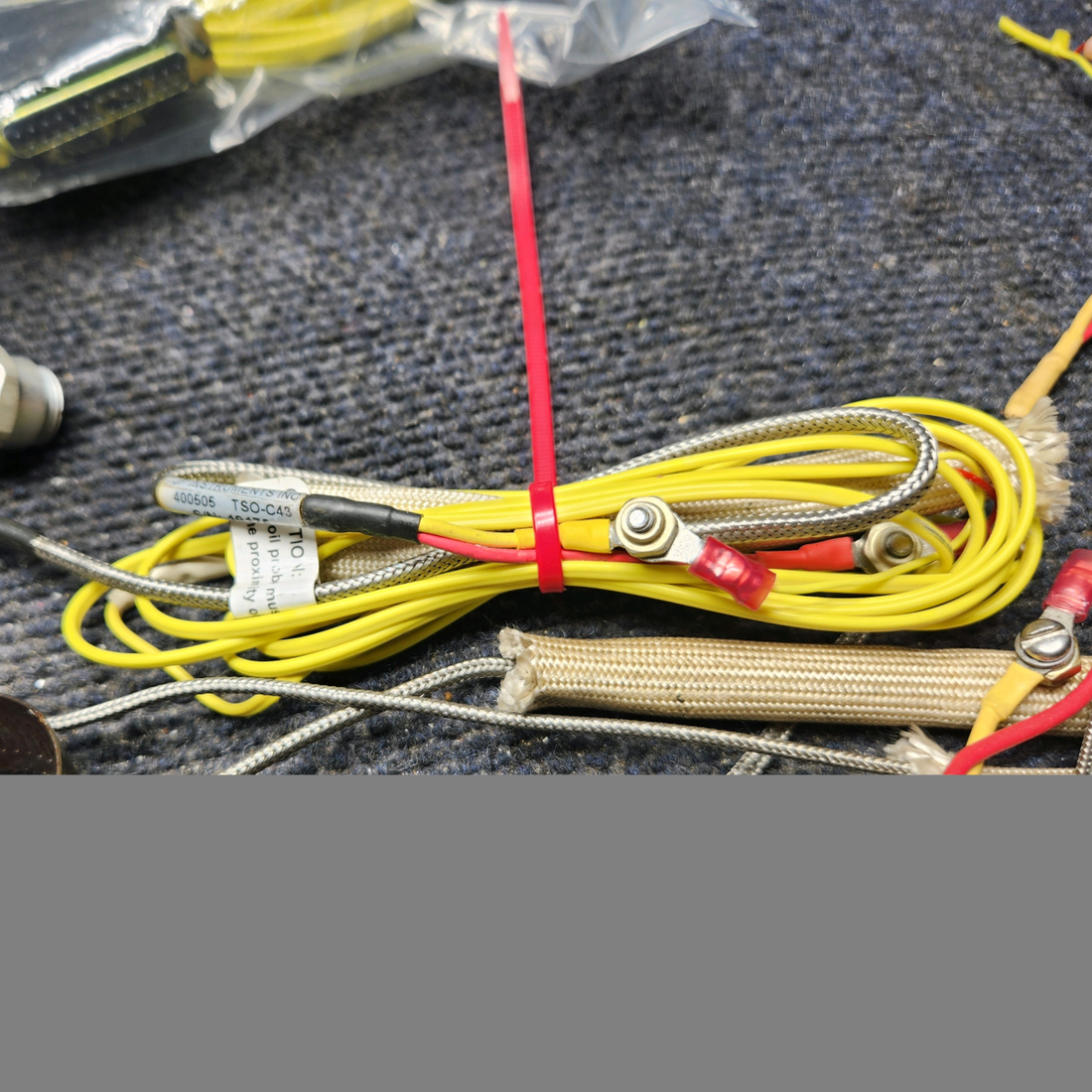 Used aircraft parts for sale, EMD-700/730/800/830 J.P Instruments EMD-830 Beechcraft A24R Engine Data Monitor System with Probes SIX CYL (14-28V)