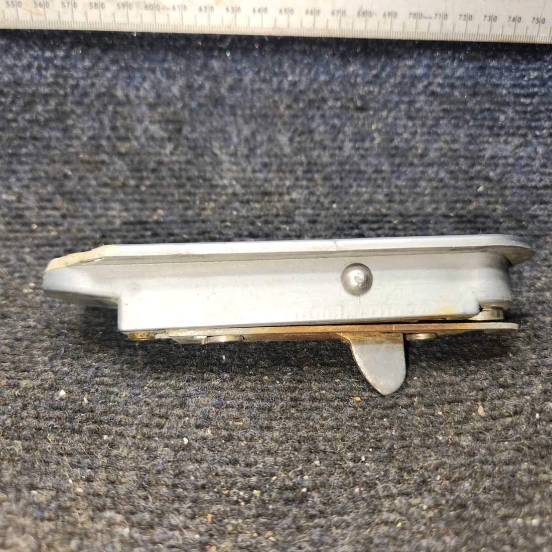 Used aircraft parts for sale, H2532-6 Beechcraft C23 SUNDOWNER Cabin Door Latch Assembly w/Key - RH