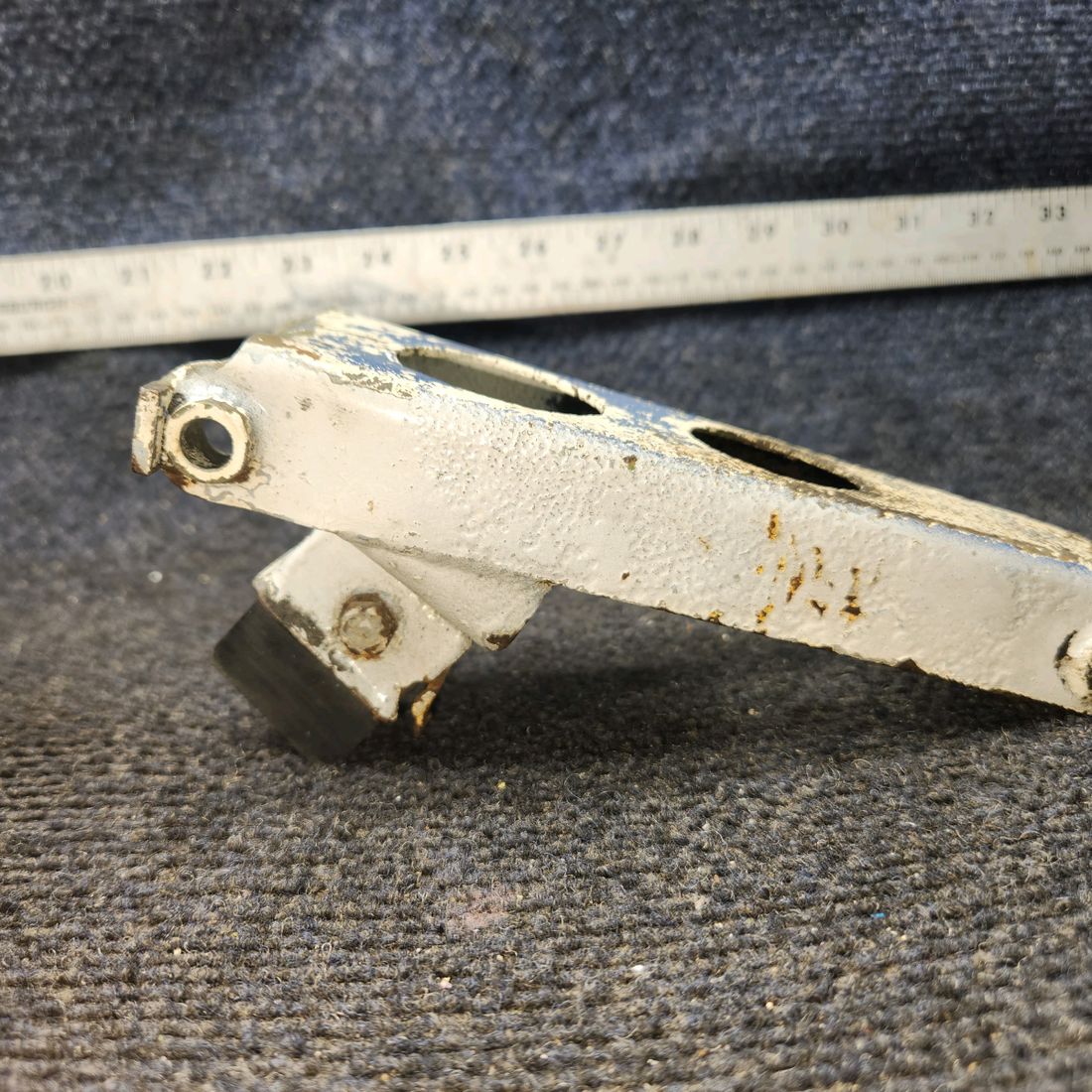 Used aircraft parts for sale, 13074-003 PIPER PA28-140 Nose Gear Torque Link Lower