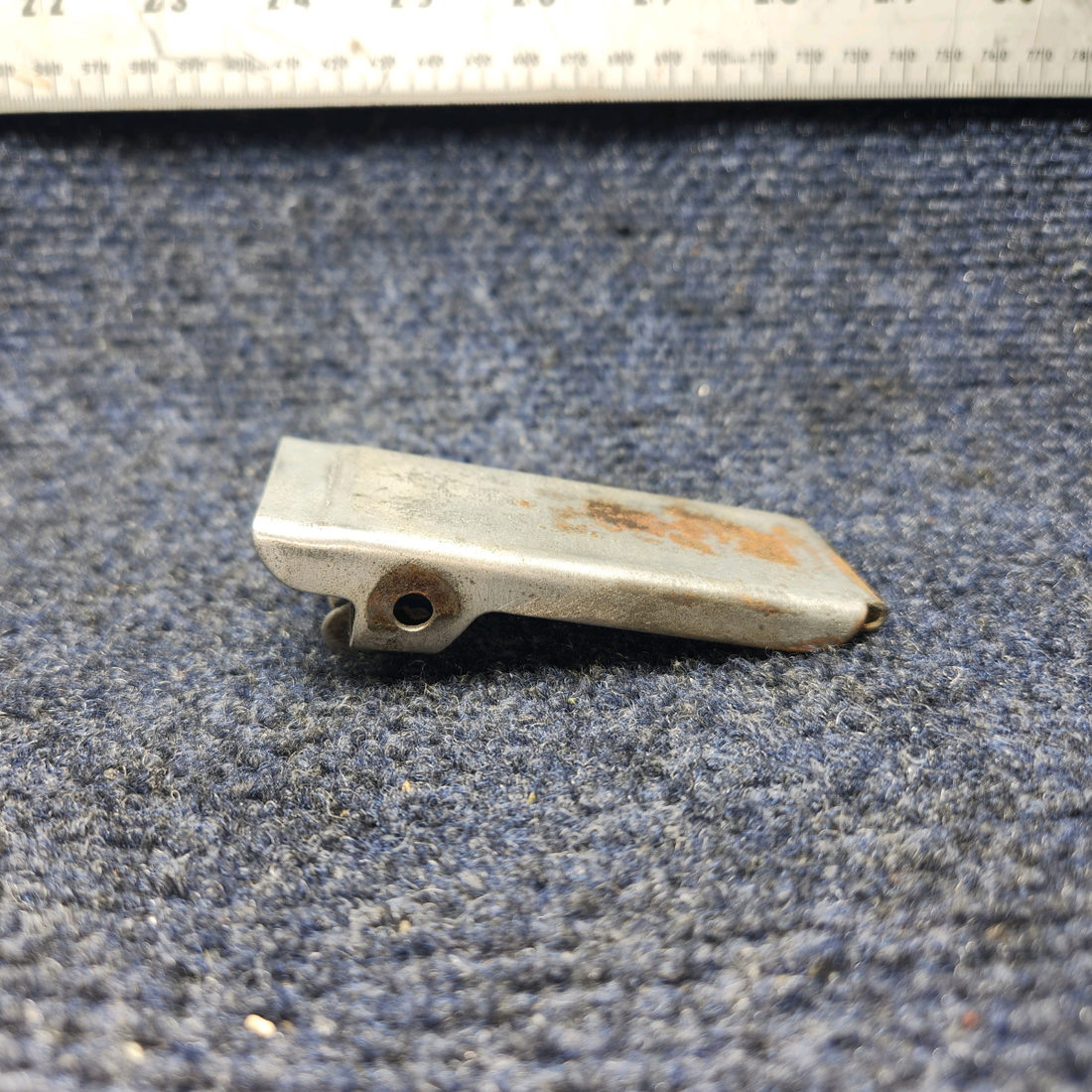 Used aircraft parts for sale, 0413389-4 Cessna C-150J Handle Assembly Inside