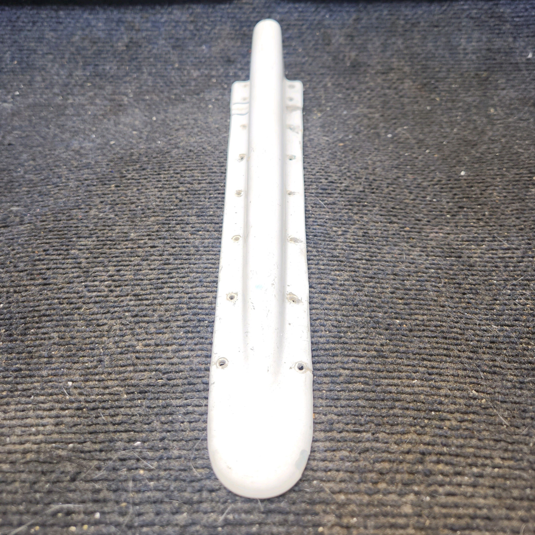Used aircraft parts for sale, 0531020-1 cessna 172N Dorsal Fin Tip