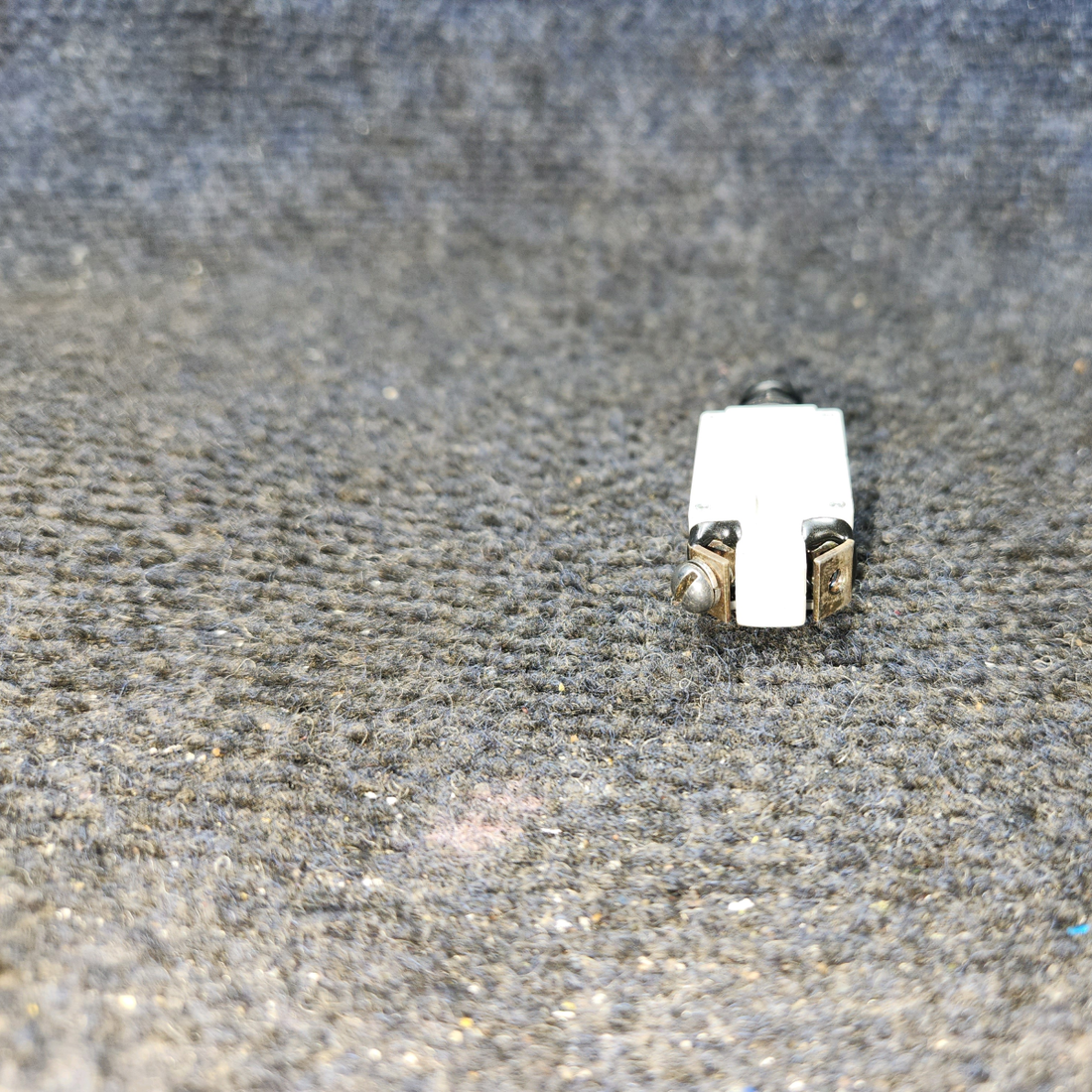 Used aircraft parts for sale, 7277-2-10 klixon 7274-2 PIPER PA-24-250 Circuit Breaker 10 AMP - Price per each