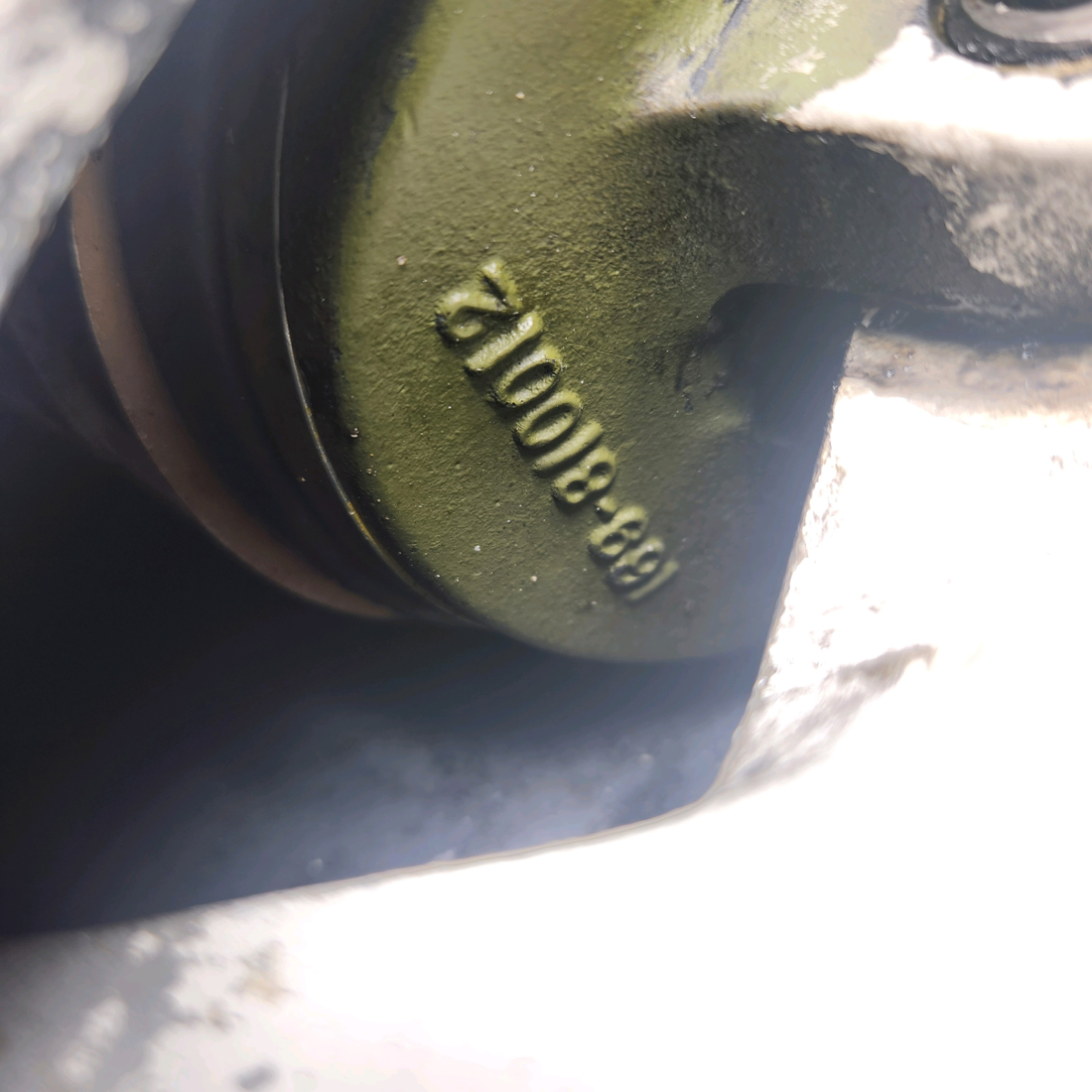 Used aircraft parts for sale, 169-810000-661 Beechcraft A23A Musketeer Custom III NOSE GEAR ASSEMBLY