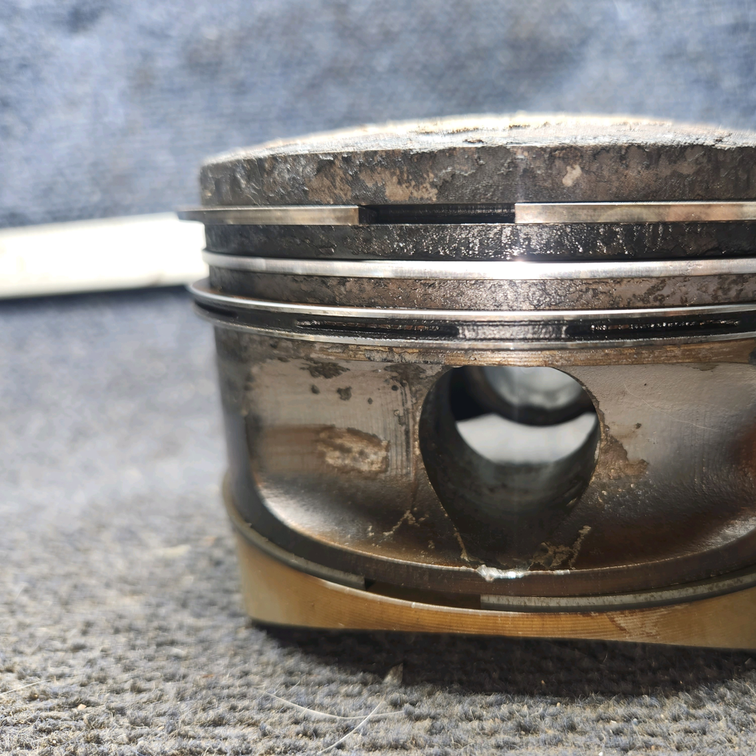 Used aircraft parts for sale, SA47000S-A1 Superior O-470 Cessna 182G Engine Cylinder