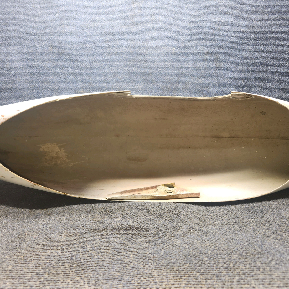 Used aircraft parts for sale, 0541185-5 Cessna 172F Wheel Pant Fairing (Pant) LH