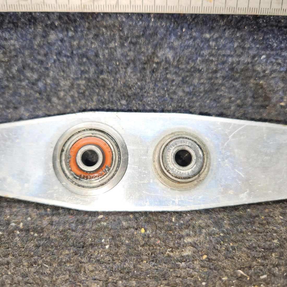 Used aircraft parts for sale, 0411258 cessna 150G Bellcrank Assembly