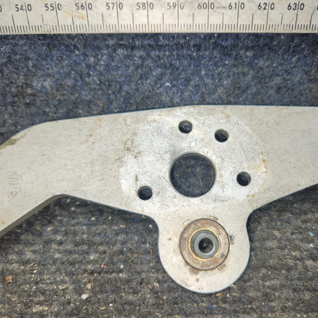 Used aircraft parts for sale, 0432166-1 cessna 150G Elevator Bellcrank Assembly