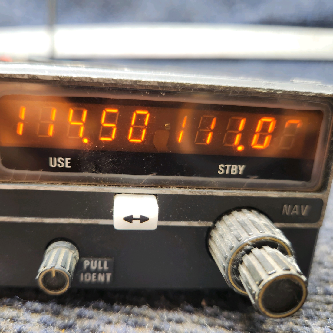 Used aircraft parts for sale, 069-1024-00 Bendix King KX 155 Beechcraft C23 SUNDOWNER NAV/COM with Glideslope – 14V, Rack & Connector