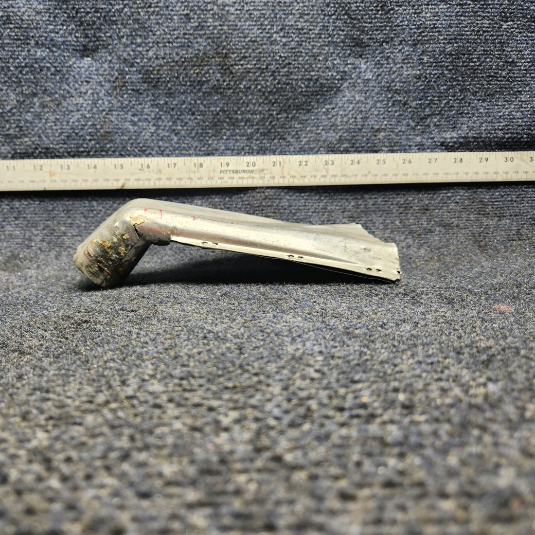 Used aircraft parts for sale, 0513309-1 CESSNA 172K CABIN HEAT DUCT OUTLET ASSEMBLY -SEE PHOTOS FOR DETAILS