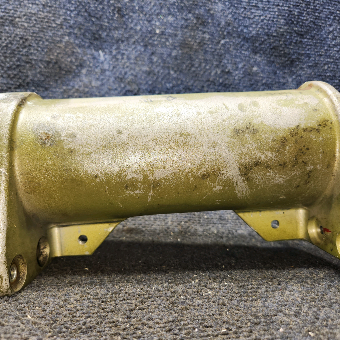 Used aircraft parts for sale, 65319-004 Piper PA-28-140 Main Gear Cylinder
