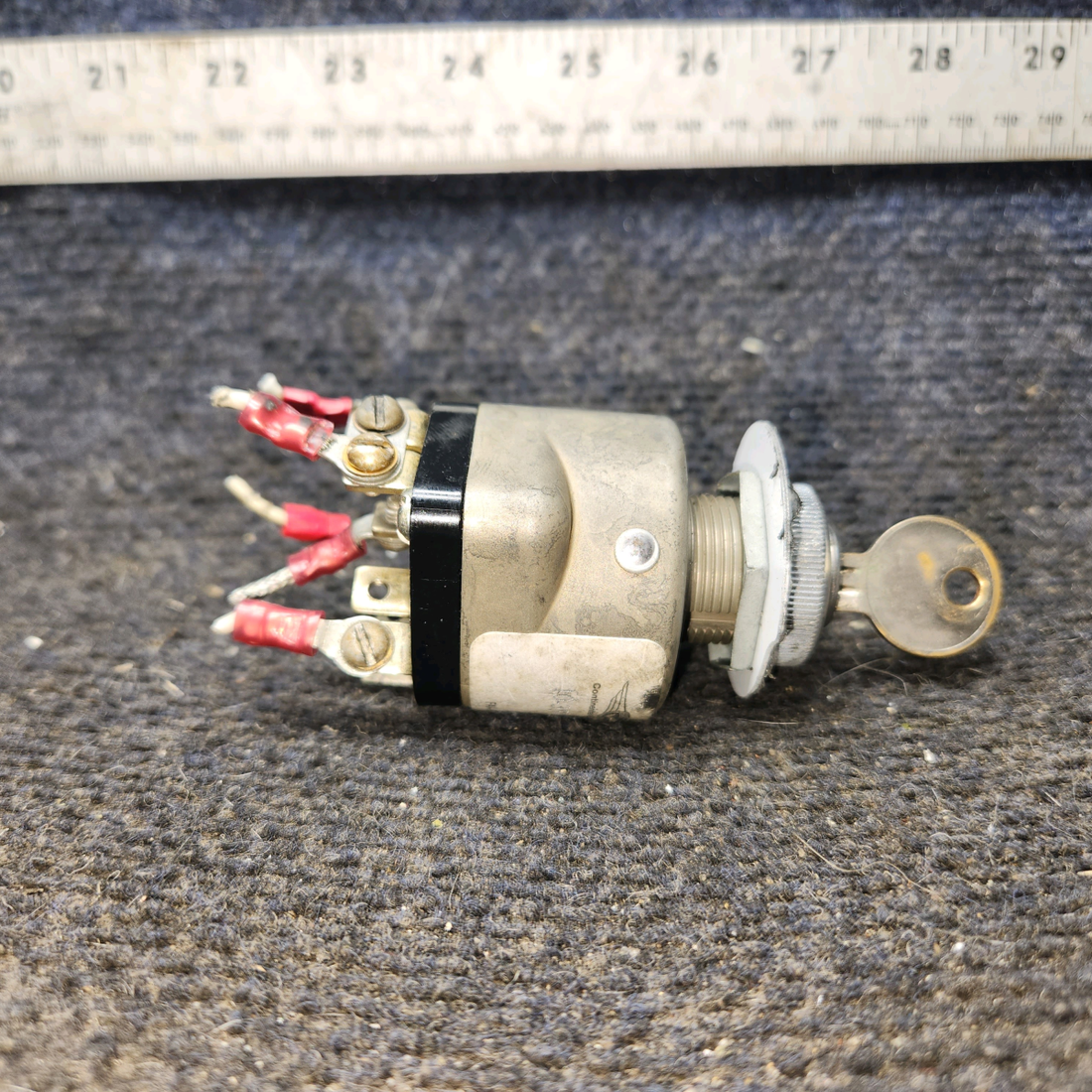 Used aircraft parts for sale, 10-357200-1 Bendix piper PA-28-181 Ignition Switch Assembly with Key