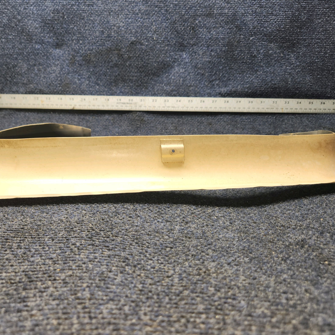 Used aircraft parts for sale, 79171-009 Piper PA28-201T Window frame rear right