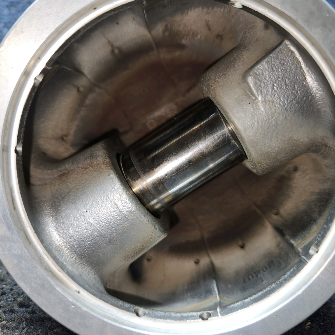 Used aircraft parts for sale, SA10200-A1 Superior O-300 Cessna 172 Cylinder with Valves and Springs