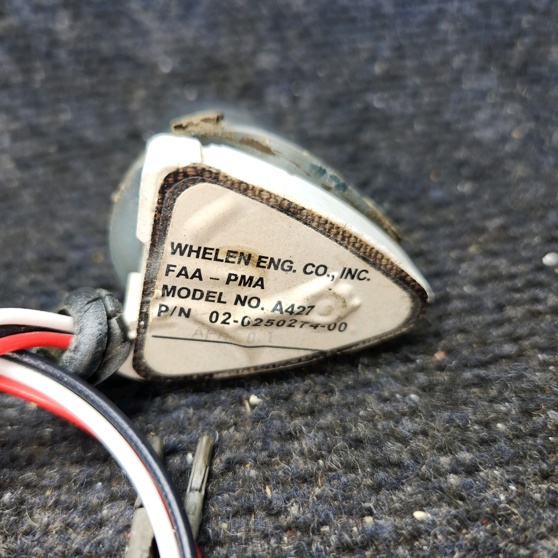 Used aircraft parts for sale, A427 WHELEN Beechcraft C23 SUNDOWNER Strobe Light Lens