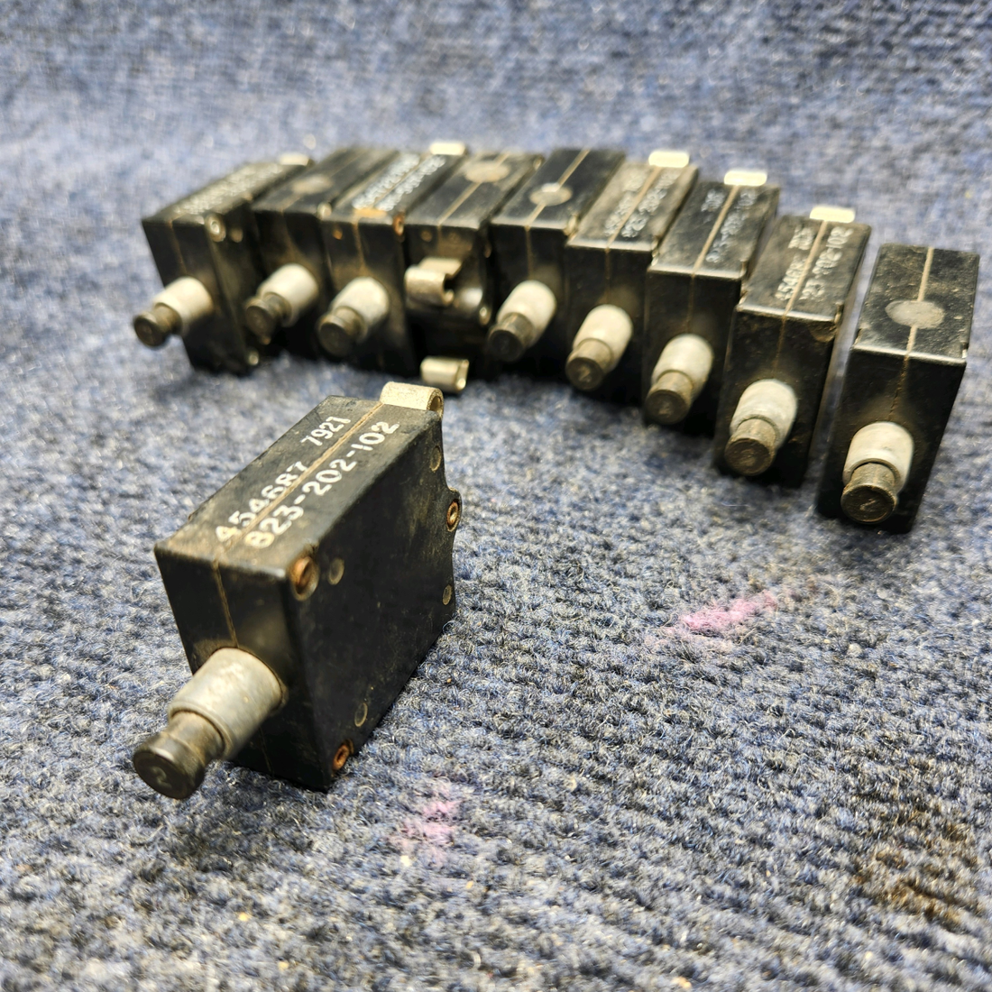 Used aircraft parts for sale, 823-202-102 Wood Piper pa-31T AMF BREAKER 2 AMP " PRICE PER EACH"